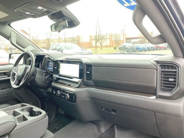 2022 Chevrolet Silverado 1500 LT (2FL)