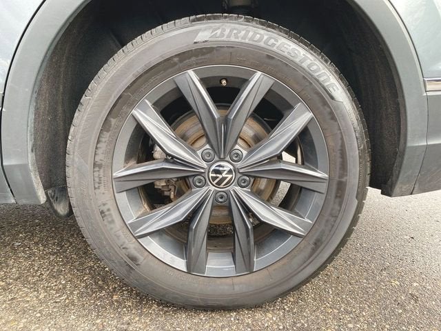 2024 Volkswagen Tiguan SE