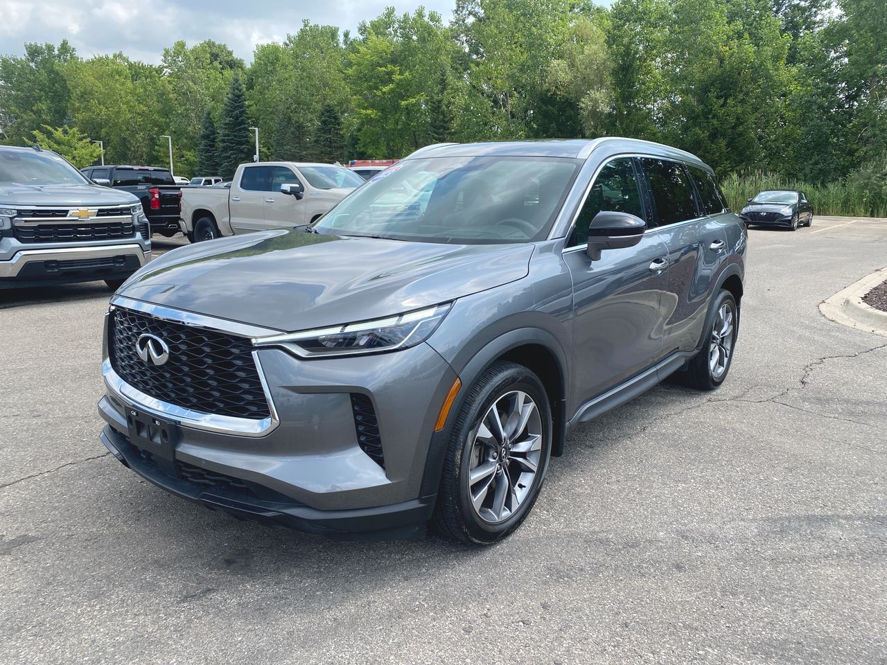 2023 INFINITI QX60 LUXE AWD