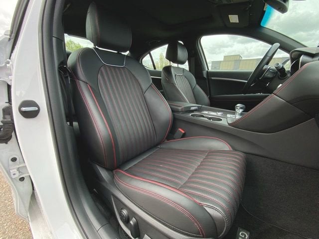 2024 Genesis G70 2.5T AWD