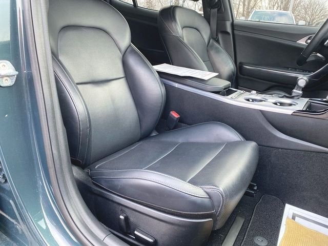 2022 Kia Stinger GT1