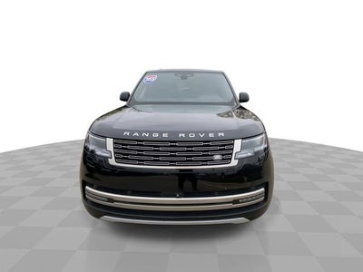 2025 Land Rover Range Rover SE