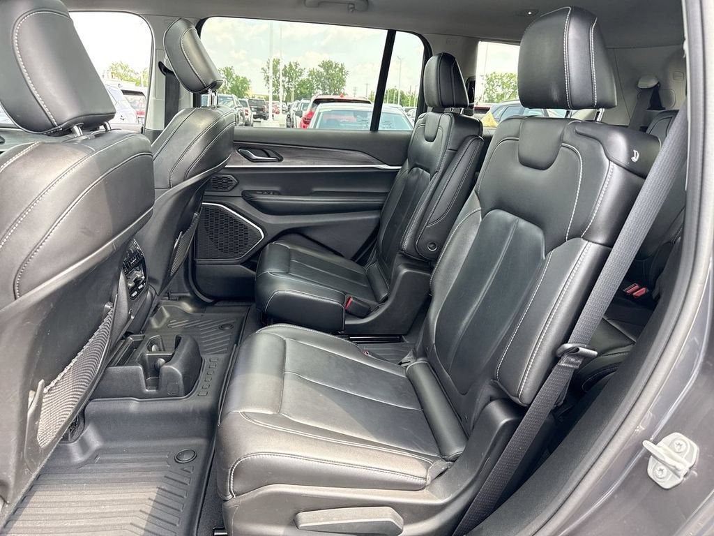 2022 Jeep Grand Cherokee L Limited 4x4