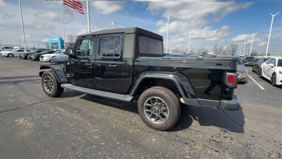 2022 Jeep Gladiator Overland