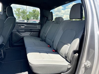 2021 RAM 1500 Big Horn Crew Cab 4x4 5'7" Box