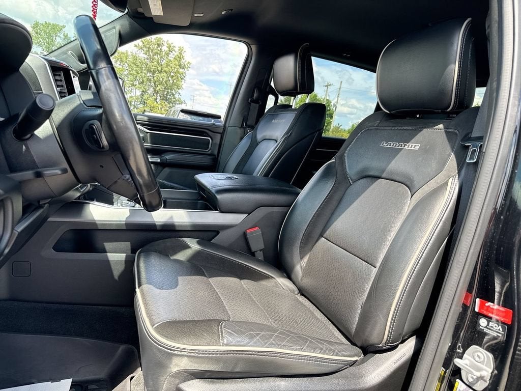 2021 RAM 1500 Laramie Crew Cab 4x4 5'7" Box