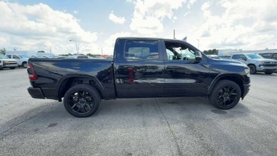 2021 RAM 1500 Laramie Crew Cab 4x4 5'7" Box