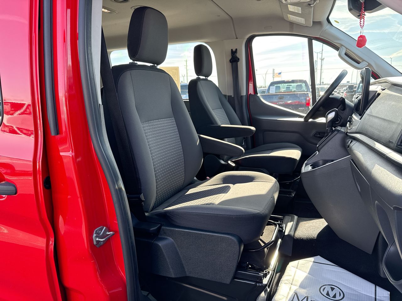 2022 Ford Transit Passenger Wagon XL