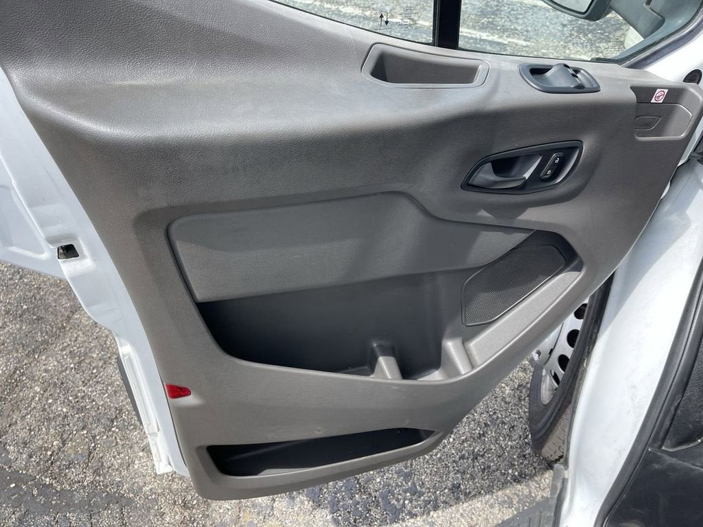 2020 Ford Transit Cutaway 138 WB