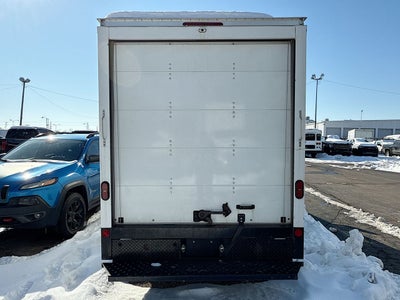 2022 Ford E-Series Cutaway E-350 SRW 138" WB