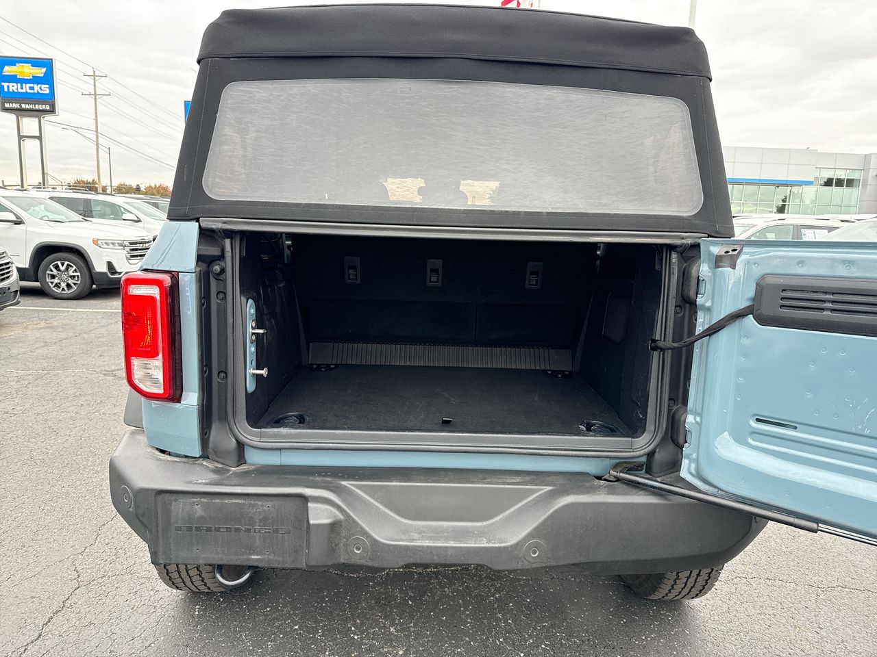 2023 Ford Bronco Base