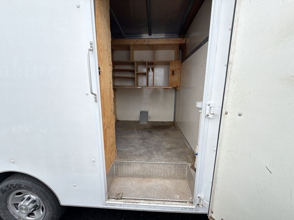 2021 Chevrolet Express Cutaway 3500 3500 Van 139