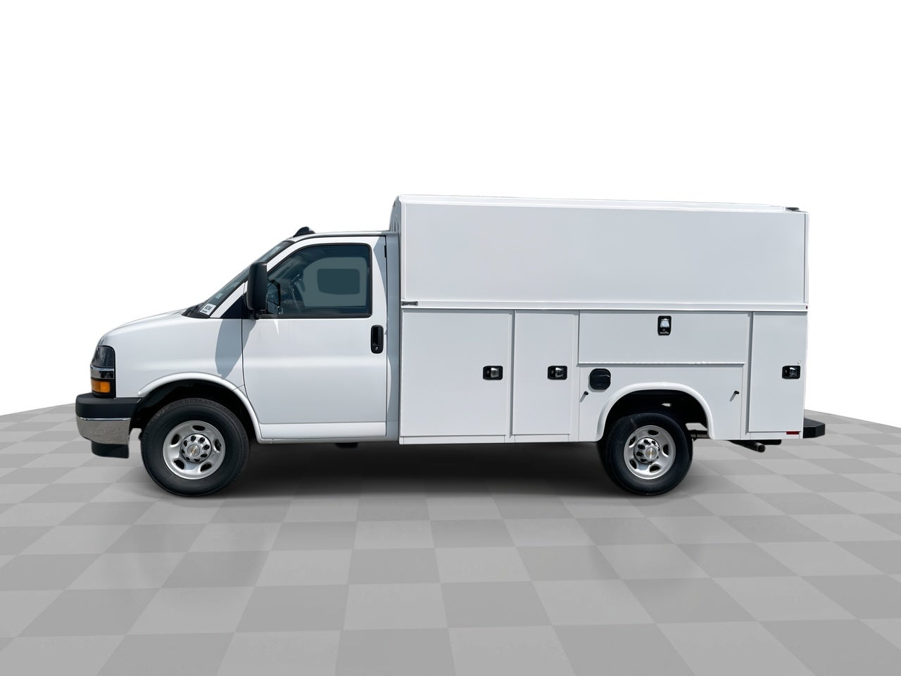 2025 Chevrolet Express Cutaway 3500 1WT