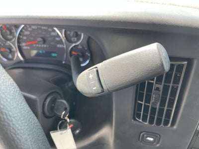 2025 Chevrolet Express Cutaway 3500 1WT