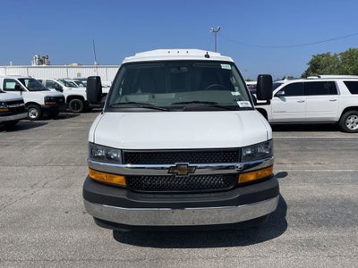 2025 Chevrolet Express Cutaway 3500 1WT