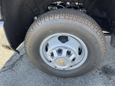 2025 Chevrolet Silverado 3500 HD Chassis Cab Work Truck