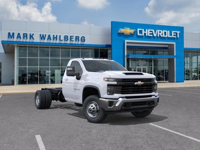 2025 Chevrolet Silverado 3500 HD Chassis Cab Work Truck