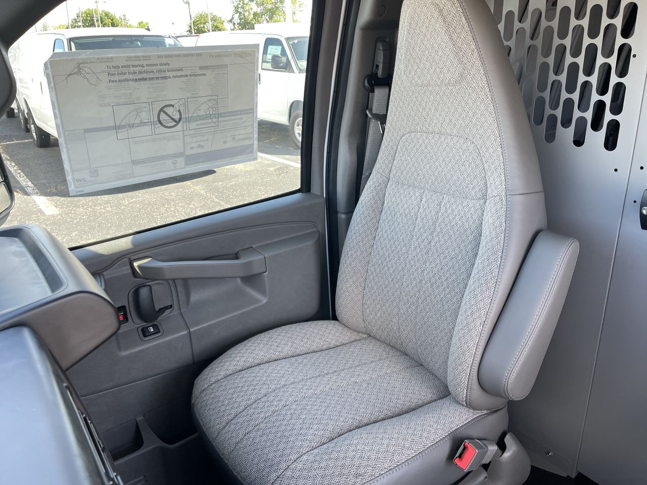 2025 Chevrolet Express Cargo 2500 WT