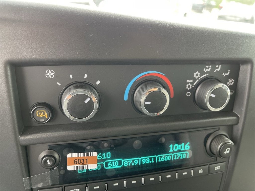 2025 Chevrolet Express Cargo 2500 WT