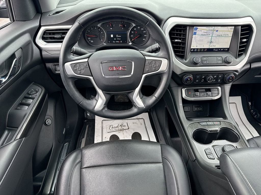2023 GMC Acadia SLT