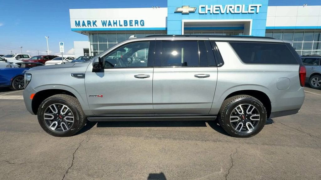 2023 GMC Yukon XL AT4