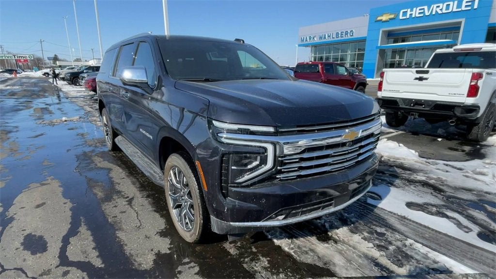 2025 Chevrolet Suburban Premier