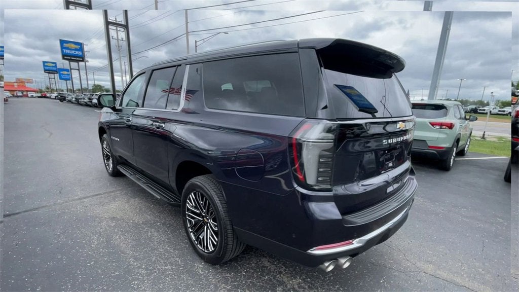 2025 Chevrolet Suburban Premier