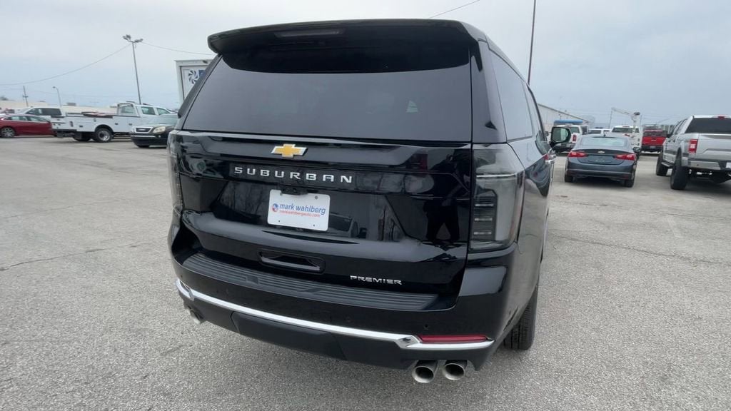 2025 Chevrolet Suburban Premier