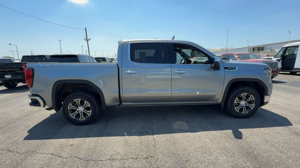 2025 GMC Sierra 1500 SLT