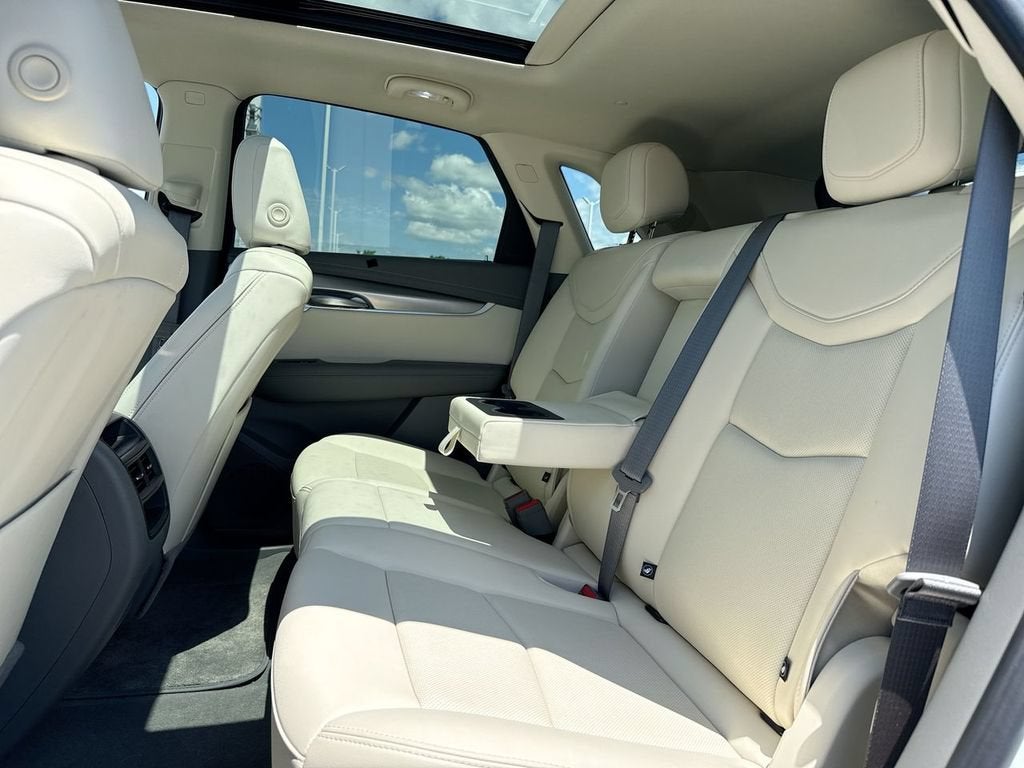 2023 Cadillac XT5 Premium Luxury