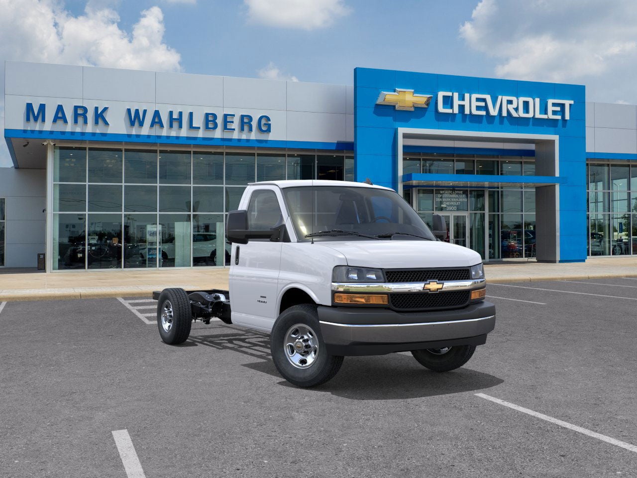 2026 Chevrolet Express Cutaway 3500 1WT