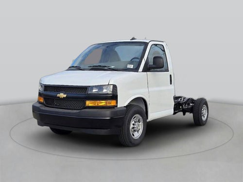 2026 Chevrolet Express Cutaway 3500 1WT