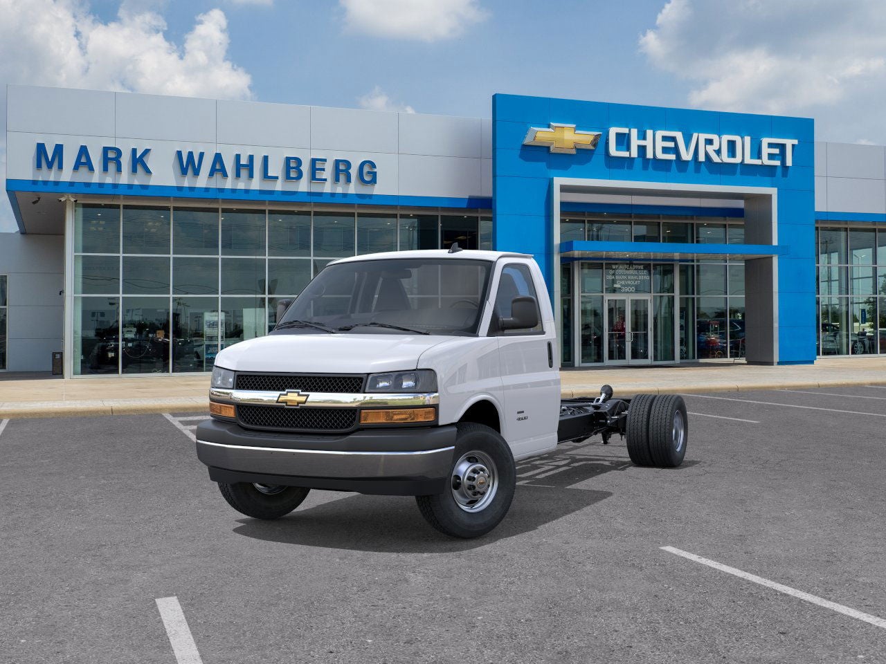 2025 Chevrolet Express Cutaway 3500 1WT