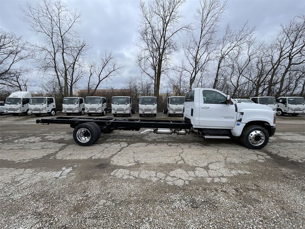 2024 Chevrolet Silverado 5500 HD Work Truck