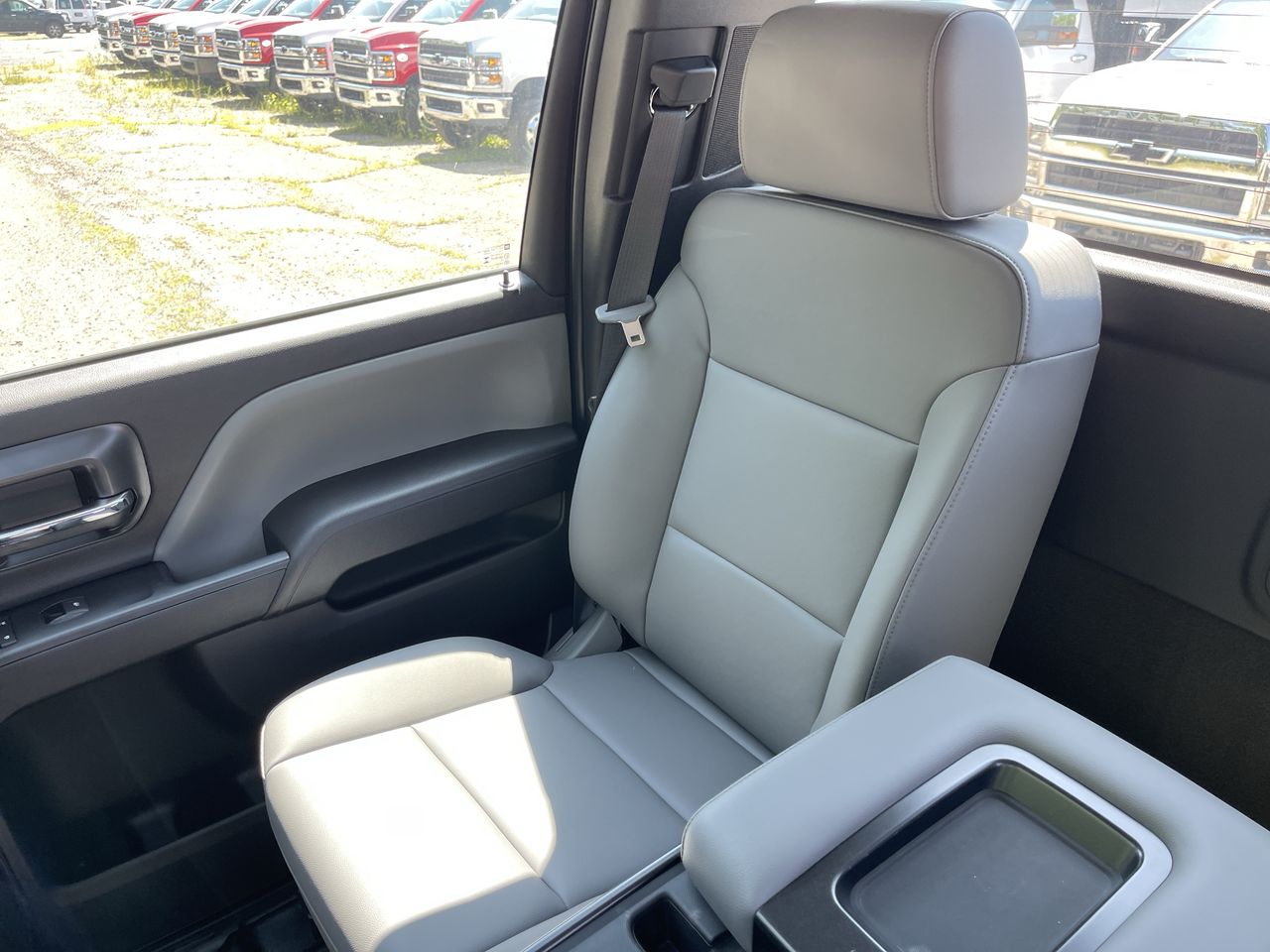 2024 Chevrolet Silverado 5500 HD Work Truck