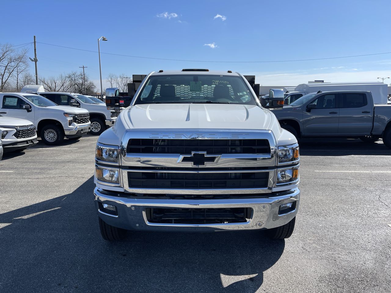 2023 Chevrolet Silverado 5500 HD Work Truck