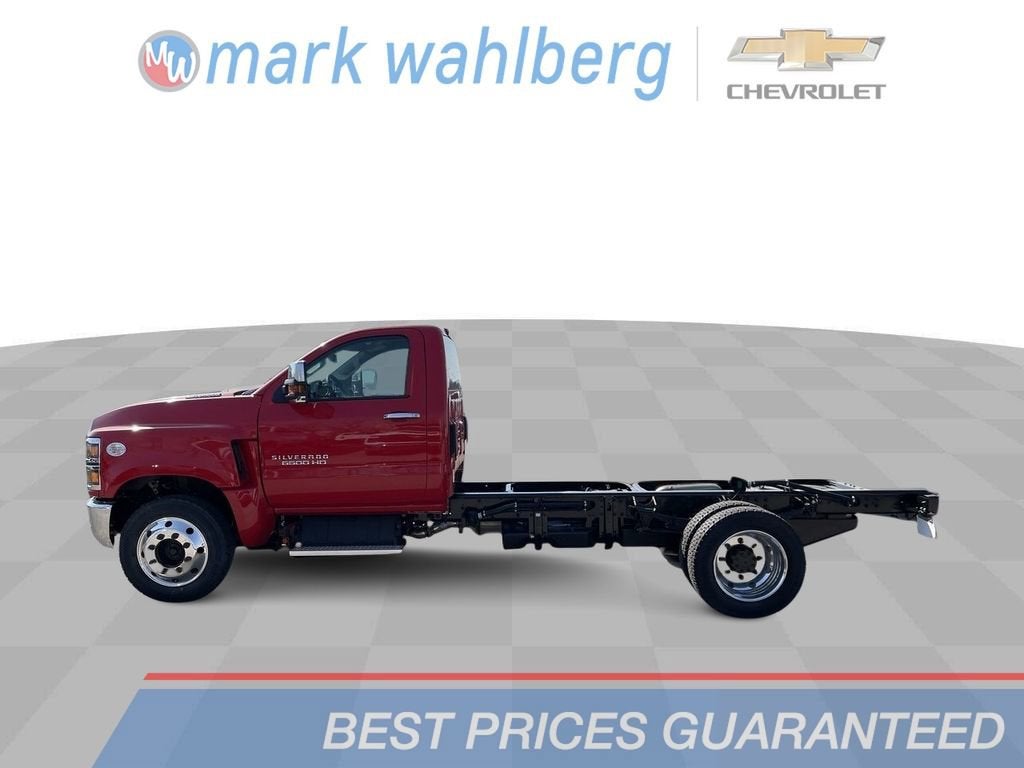 2024 Chevrolet Silverado 6500 HD Work Truck