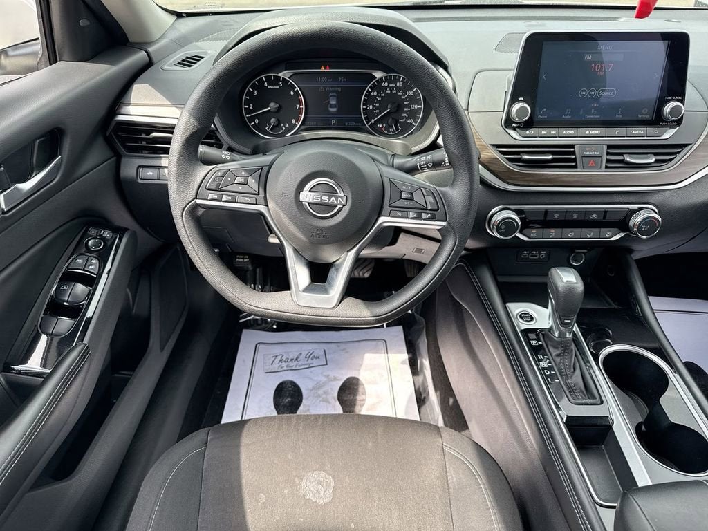 2023 Nissan Altima 2.5 SV