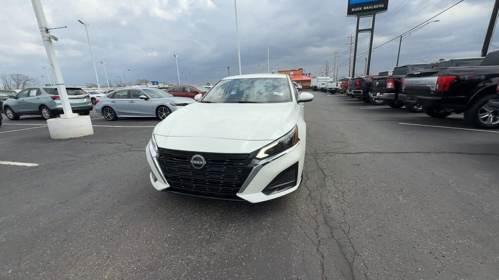 2023 Nissan Altima 2.5 SV