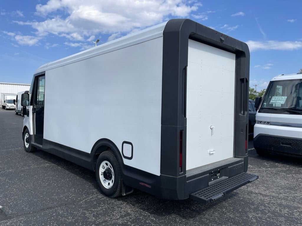 2024 BrightDrop Zevo 600 EJY