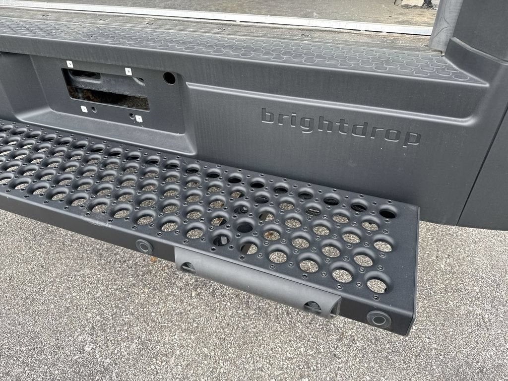 2024 BrightDrop Zevo 400 EJY