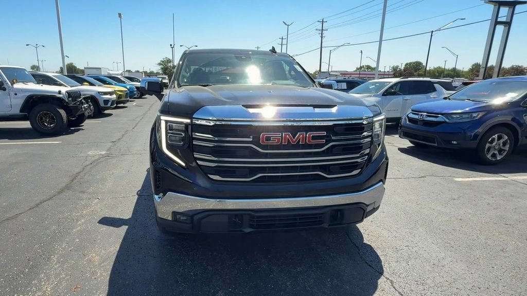 2022 GMC Sierra 1500 SLT
