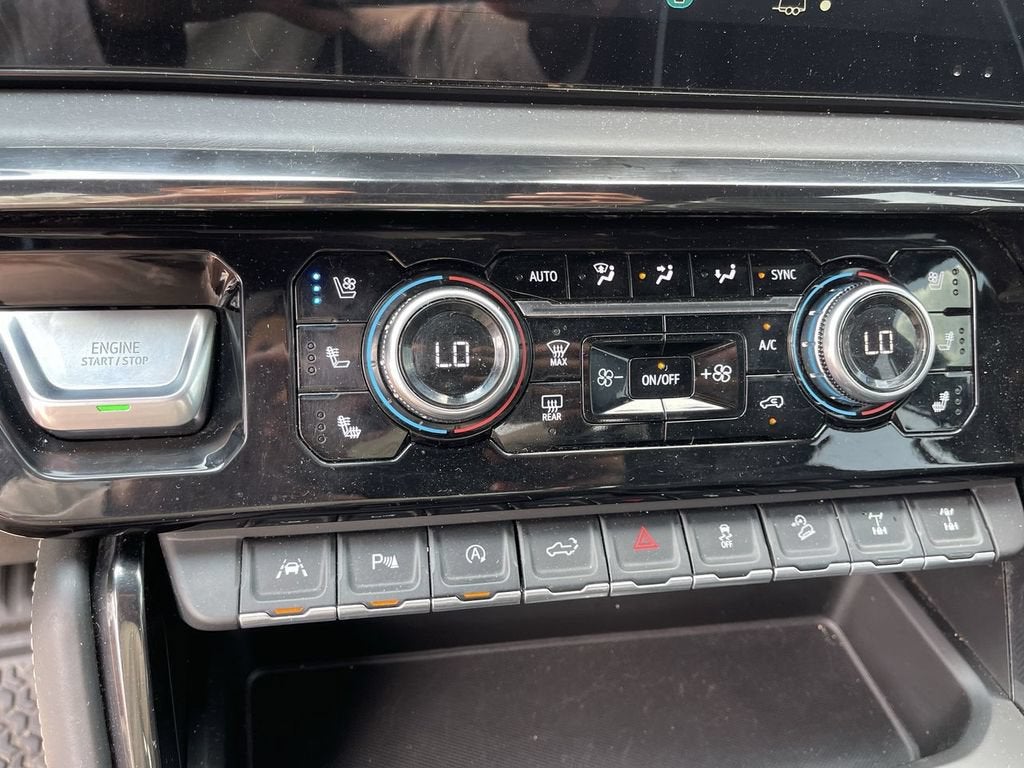 2023 GMC Sierra 1500 AT4X