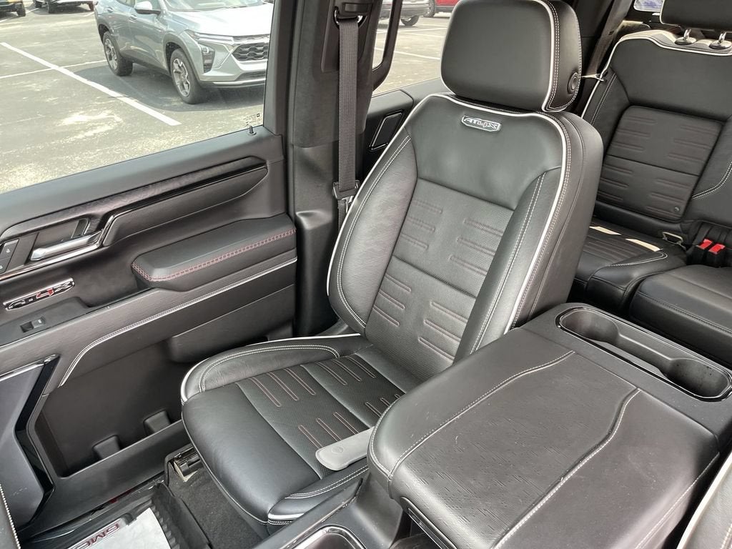 2023 GMC Sierra 1500 AT4X