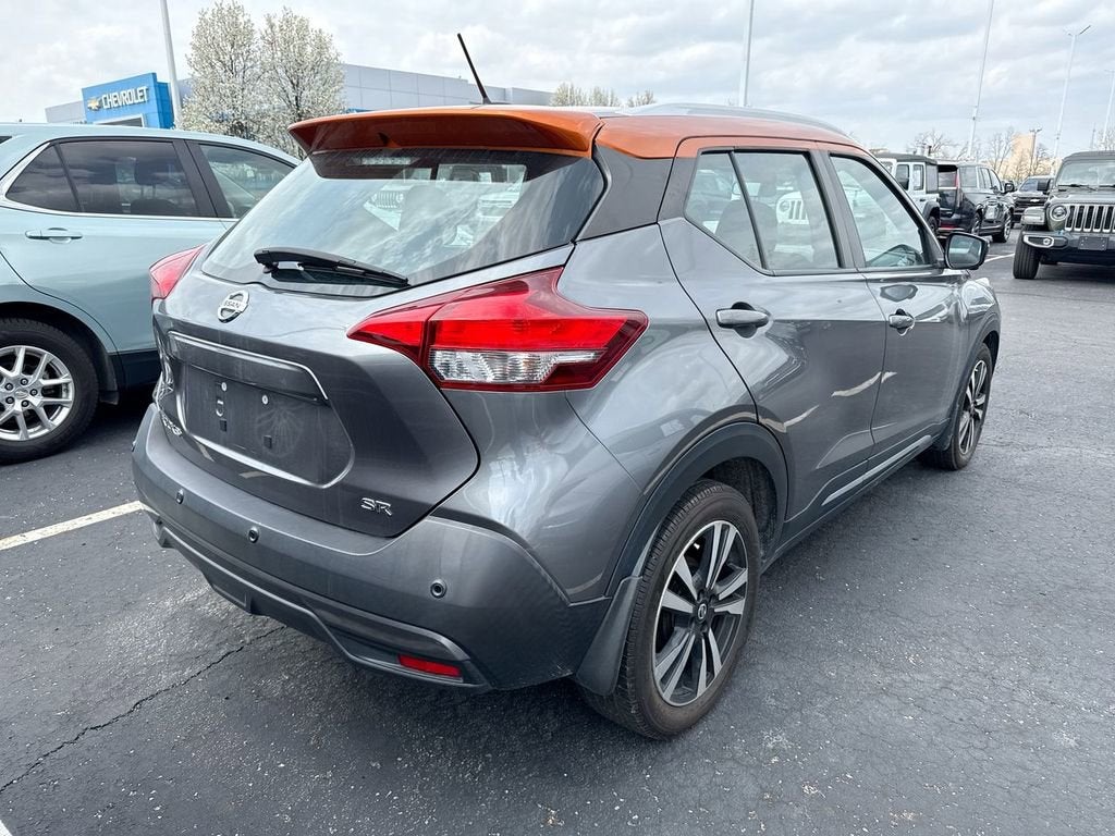 2020 Nissan Kicks SR