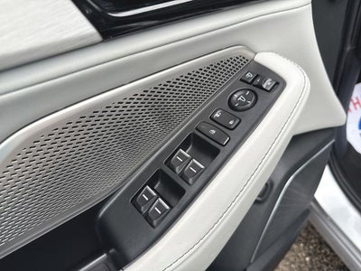 2023 Acura MDX w/Technology Package