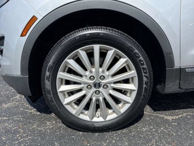 2019 Lincoln MKC Standard