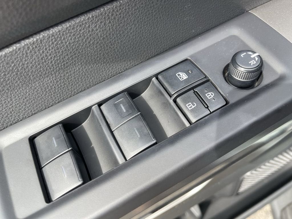 2024 Toyota Tundra 4WD SR5