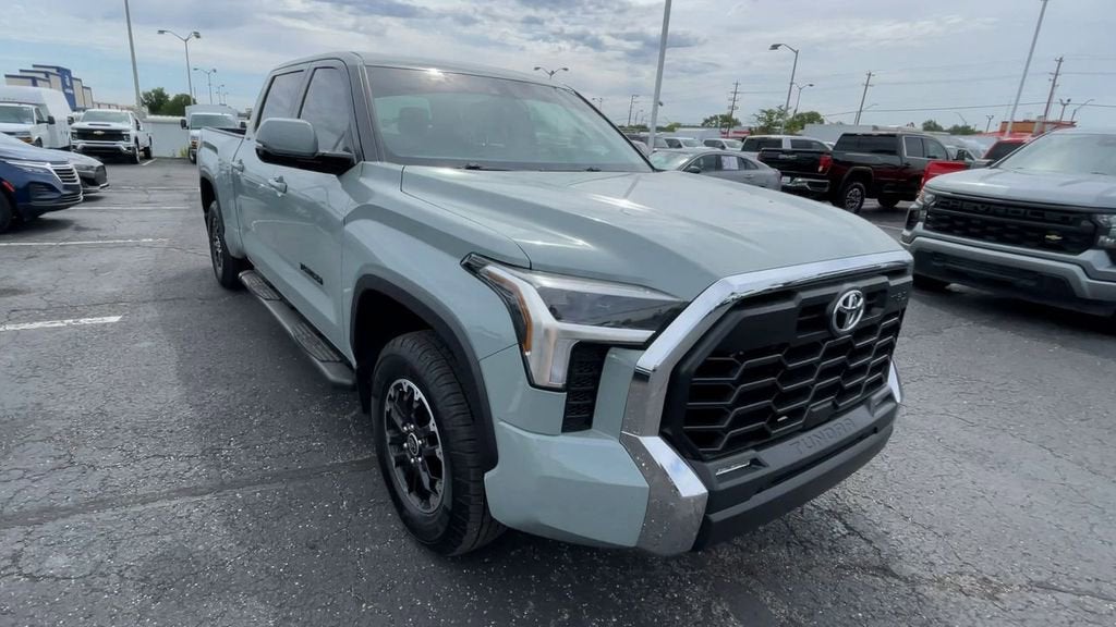 2024 Toyota Tundra 4WD SR5