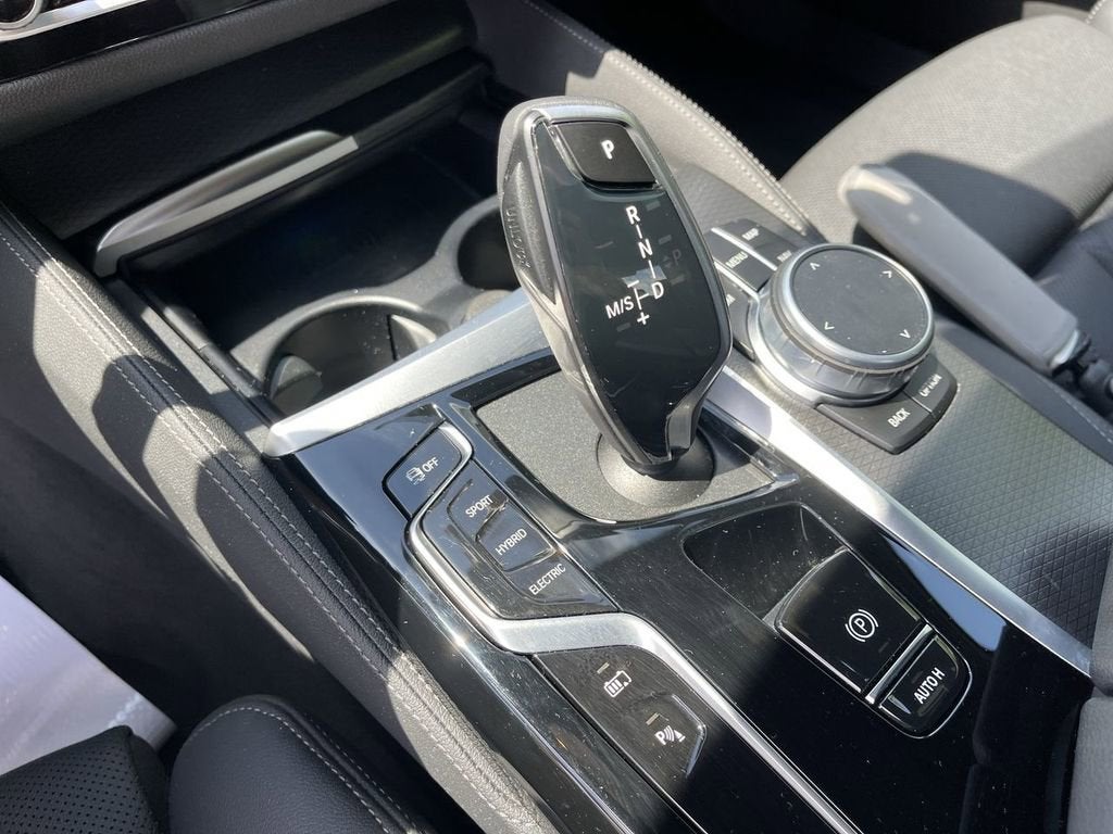 2022 BMW 5 Series 530e xDrive